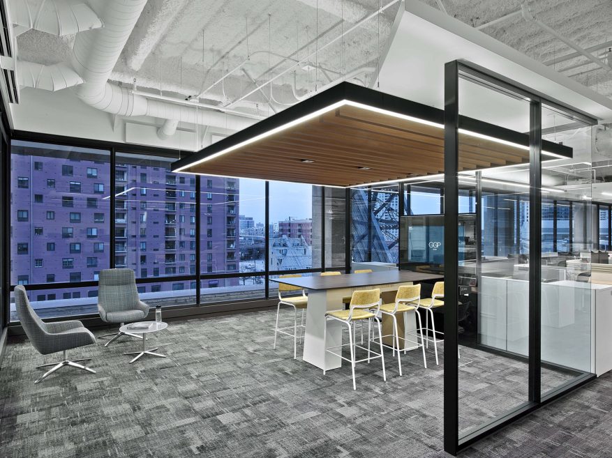 USG Ceilings Plus® Design Solutions-Barz® &#124; B206008 - 71% Open, Finish: Sarante® Red Birch &#124; Architect: Archideas, Photo: ©Eric Laignel